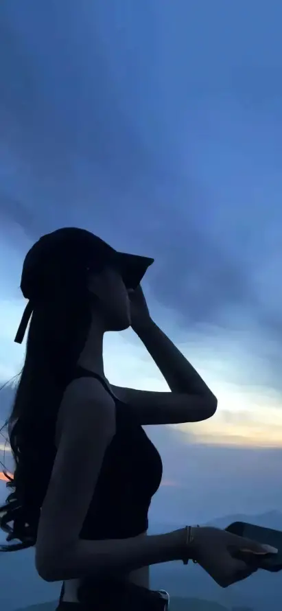 综合亚洲色偷偷秋霞午夜福利亚洲激情：热门资源类型与安全指南